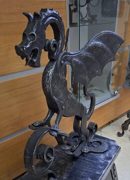 Kovani zmaj Rajka Šolarja