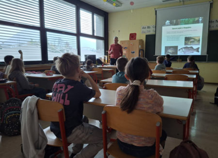 Foto utrinek s predavanja za tretješolce