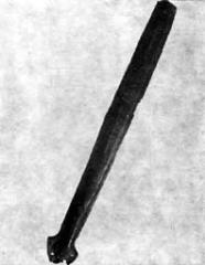 Slika 2. Radovljica del bronastega meča. Dolžina 38.5 cm