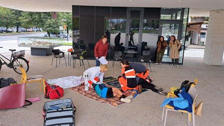 Dan prvih posredovalcev