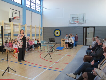 ravnateljica Emilija Kavčič