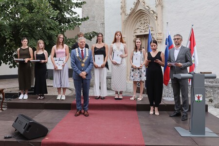 Odlični dijaki in zlati maturantje